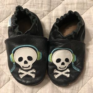 Robeez Skull Walkers